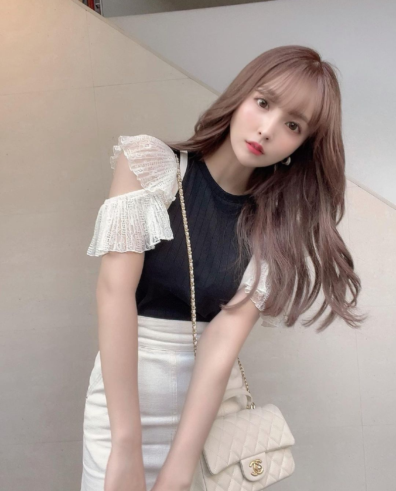 
일하는 모습이 너무나 아름다운 미카미 유아
