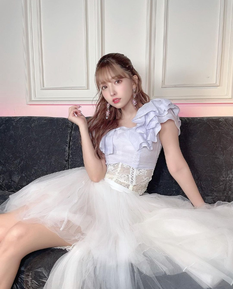 
일하는 모습이 너무나 아름다운 미카미 유아
