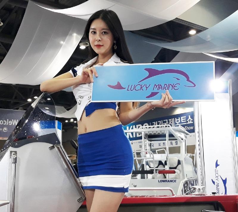 모델 = 심지영 양