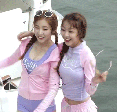 
채경 C.I.V.A 시절.jpgif
