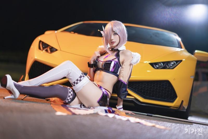 
슈퍼카 레이싱걸

