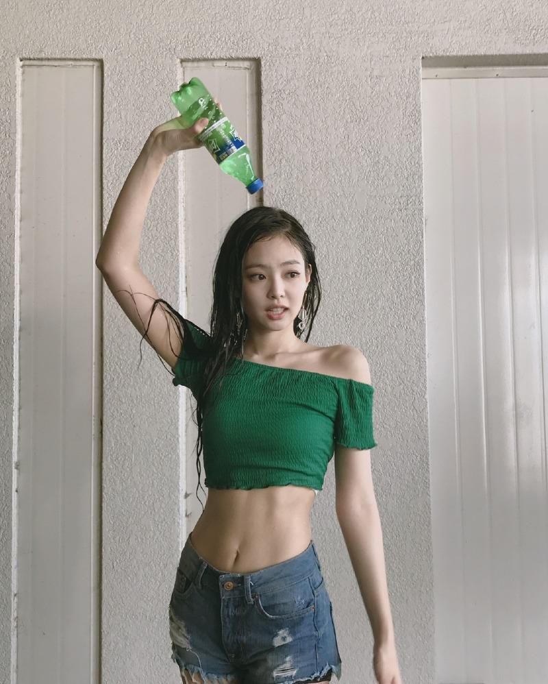 
블랙핑크 제니 스프라이트.jpgif
