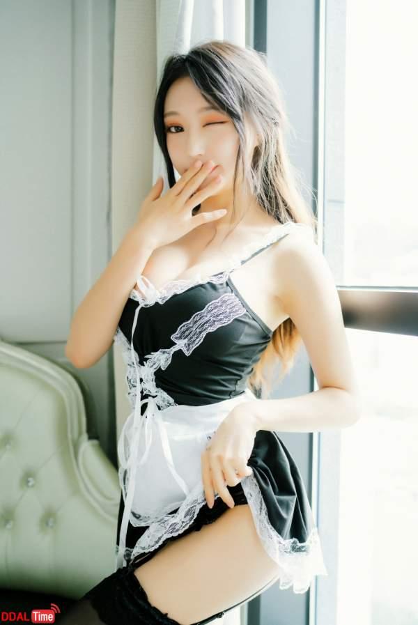 
메이드복 처자
