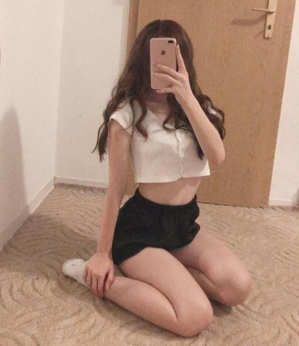 
일반인 셀카
