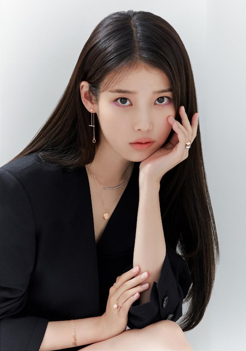 
가난한 기획사...
