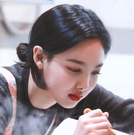 
오늘만 버티세요~~~~
