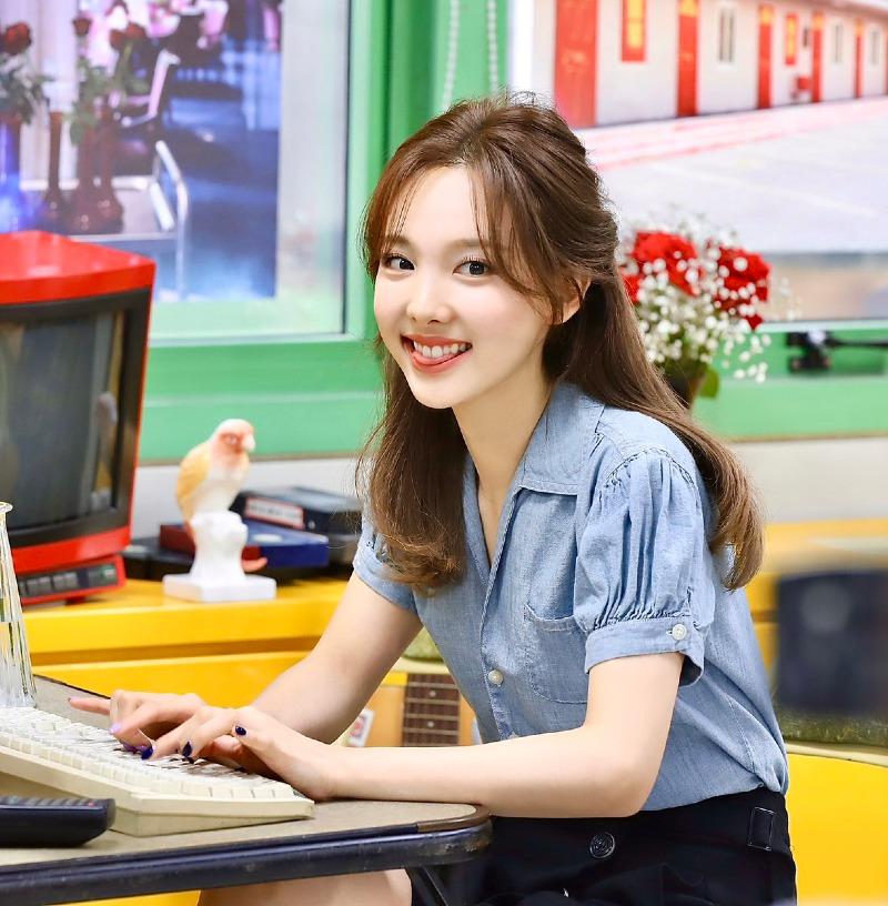 
오늘만 버티세요~~~~
