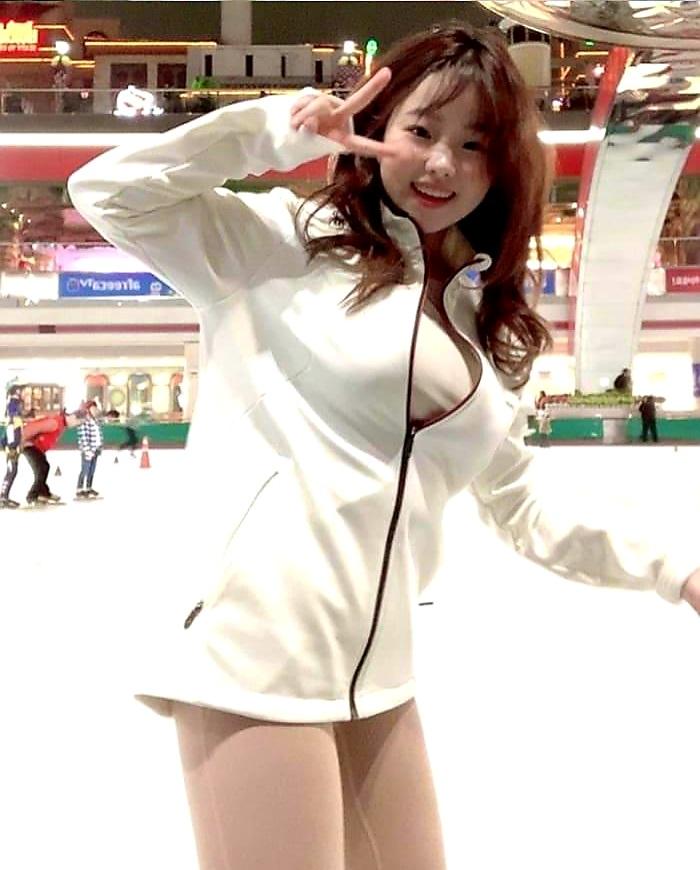 열도에 아이가 있다면 반도엔 메리가 있다.