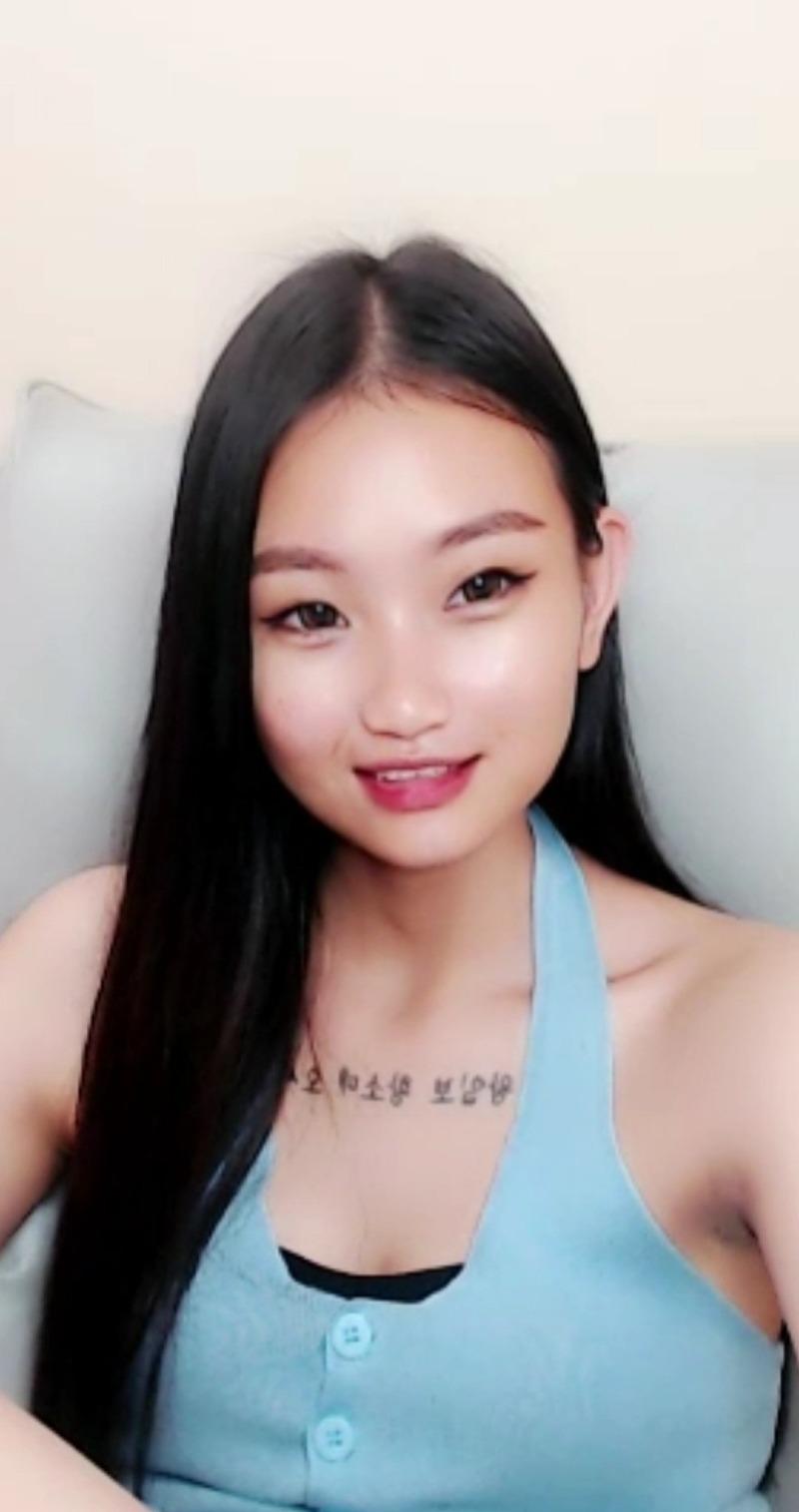뜻도 모르고 한글타투 새긴듯한 중국 한글타투녀