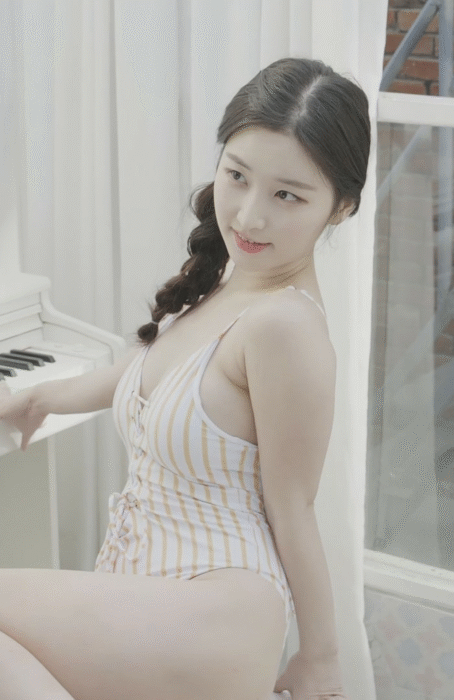 
수영복이 이쁜걸...~
