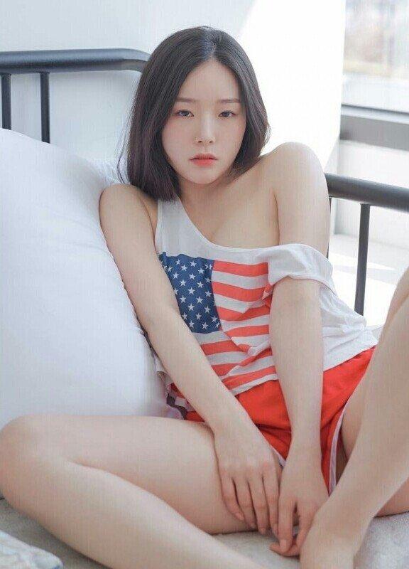 
피부톤이 장난아닌걸...~
