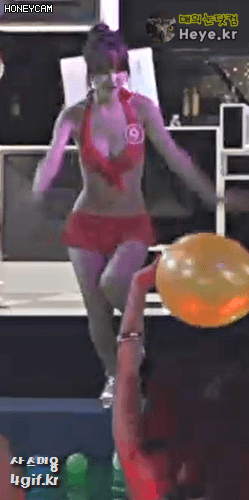 
빨간 비키니 진세연.gif
