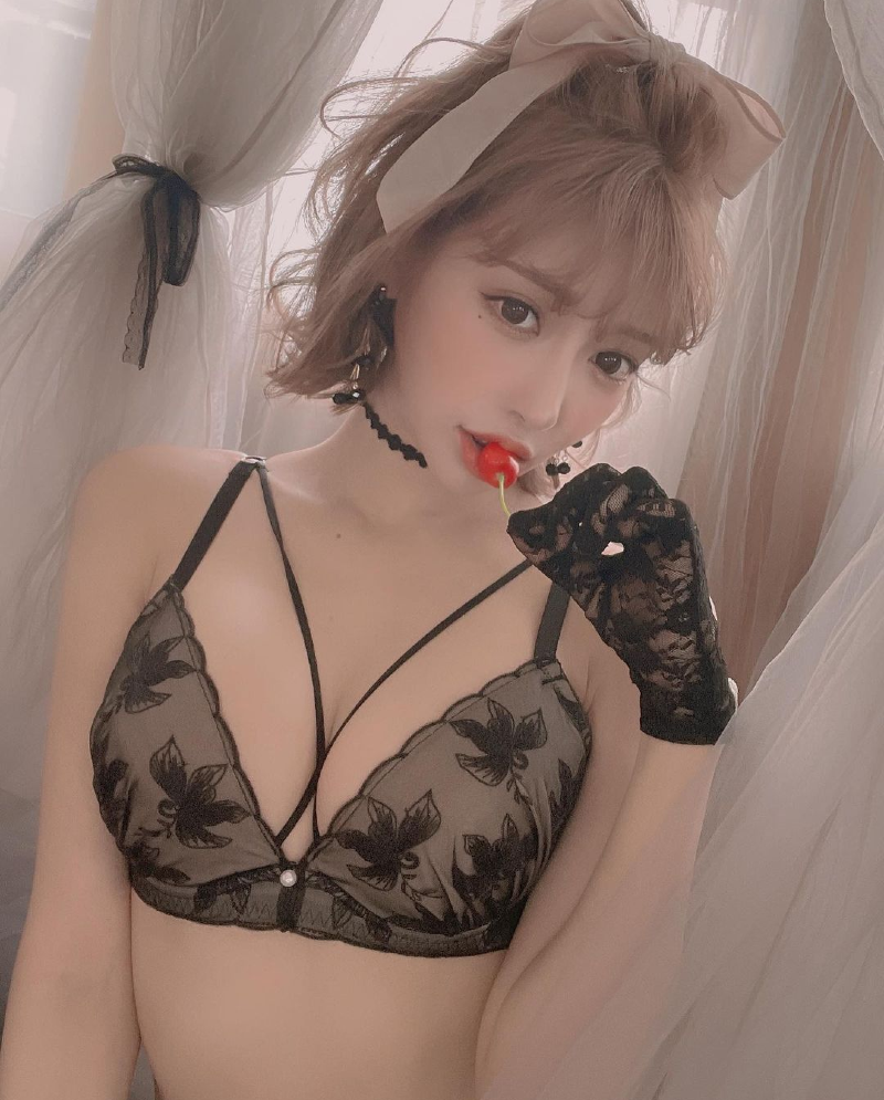 일을 하면 더 이쁜 아스카 키라라