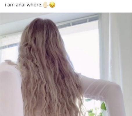 
우아한 외모로 천박한 행동하는 소녀.GIF
