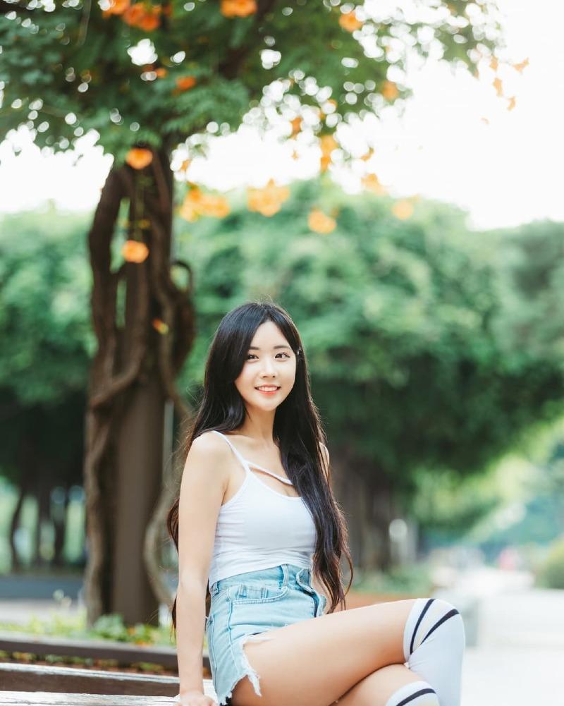 
모델 하빈 니삭스2
