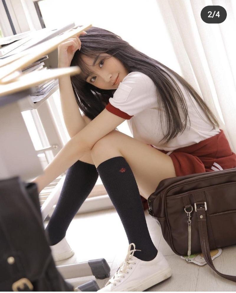 
오늘의 그녀
