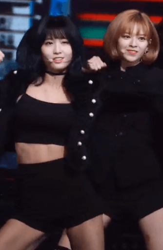 
섹시한 모모.gif
