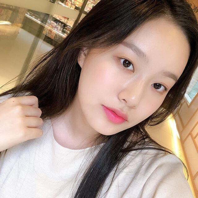 
배우 박유나...~
