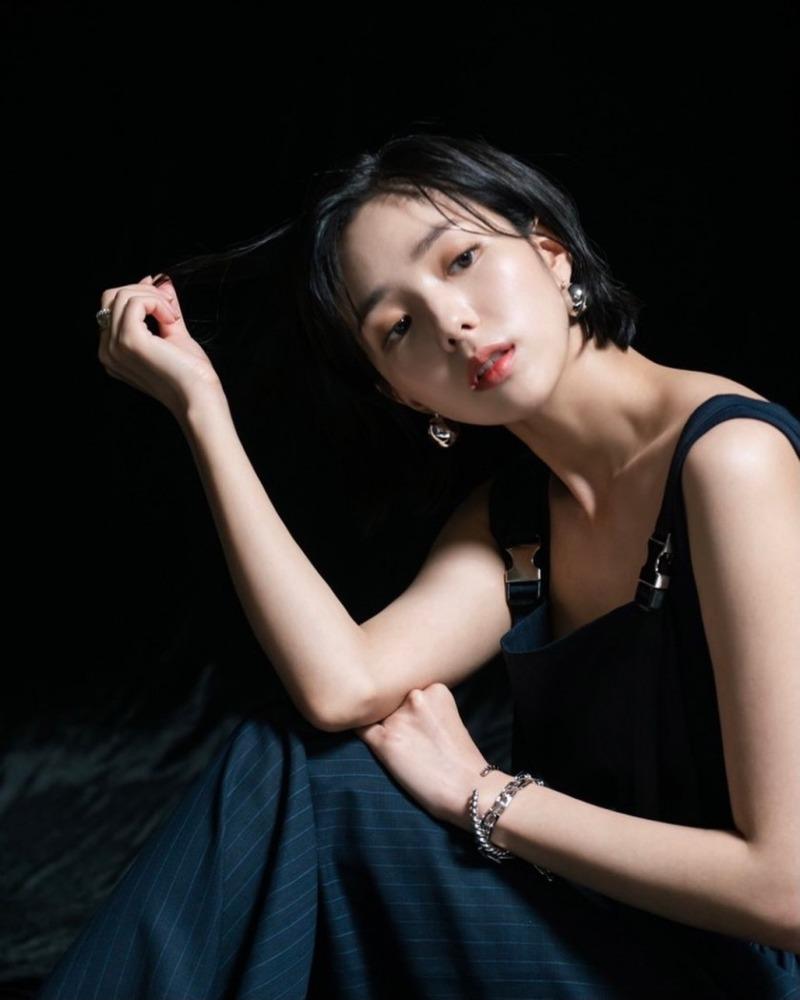 
채수빈 화보 인스타.jpg
