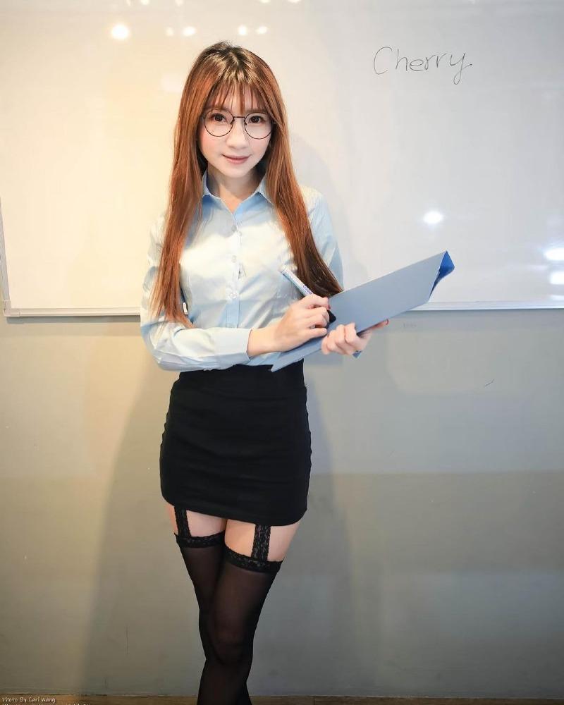 
검스
