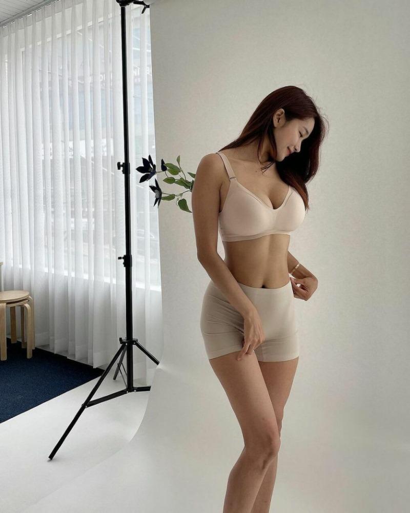 
인간 꽃꽂이

