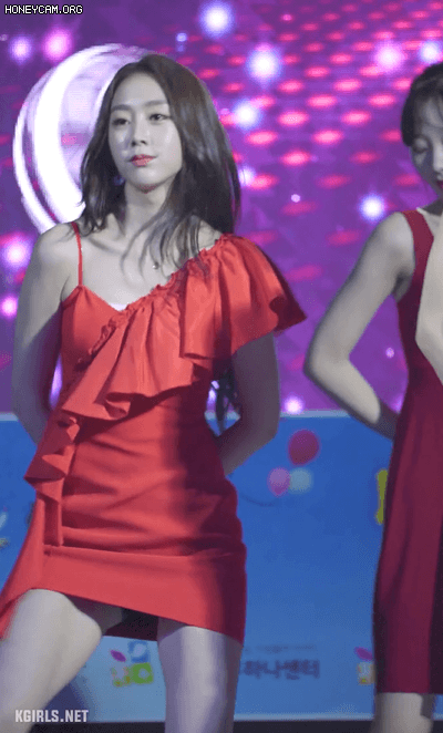 
운동 열심히한 러블리즈 서지수 몸매.gif
