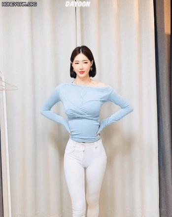 
흔한 여친룩
