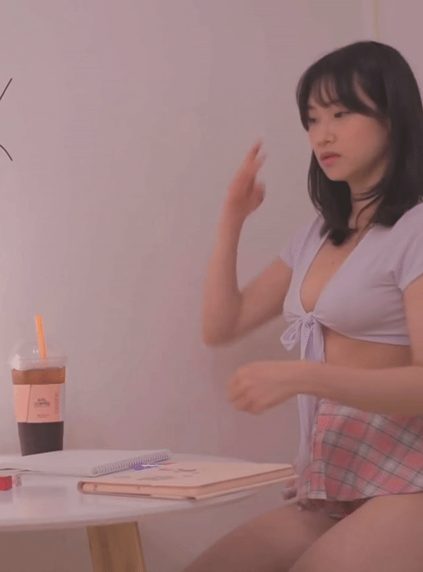 
[ㅇㅎ] 조별과. 준비하는 막내 누나.
