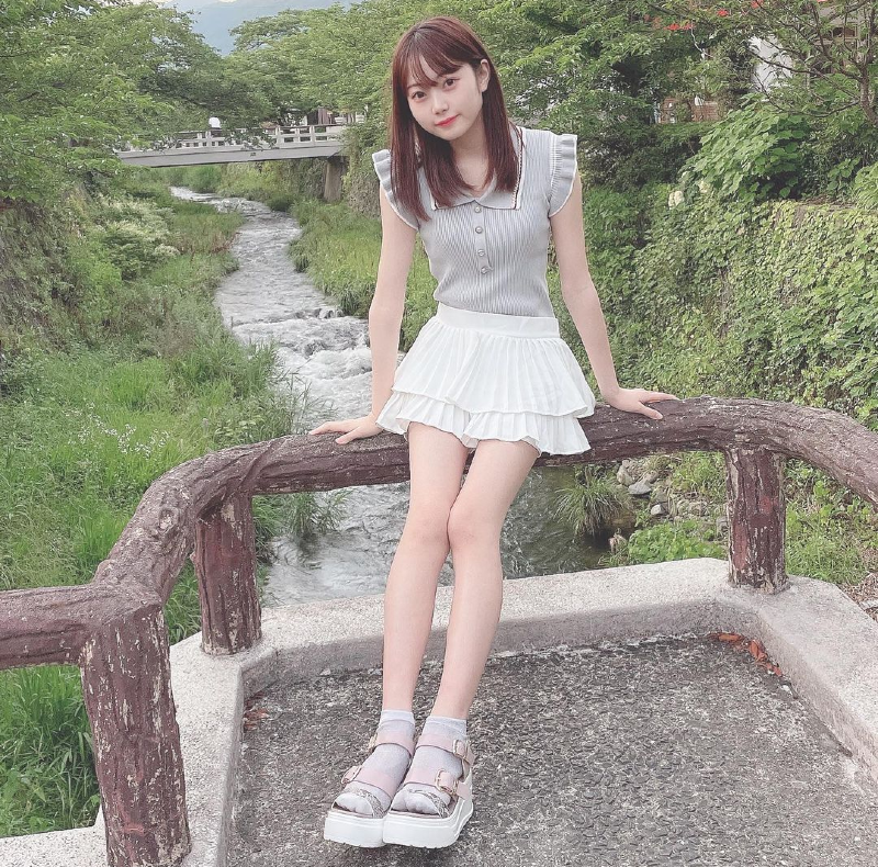 
다리 셋

