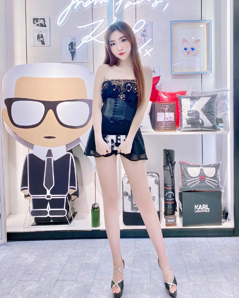 
다리 둘
