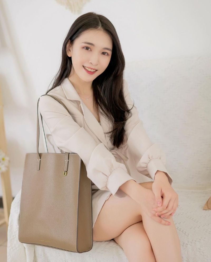 
다리 둘
