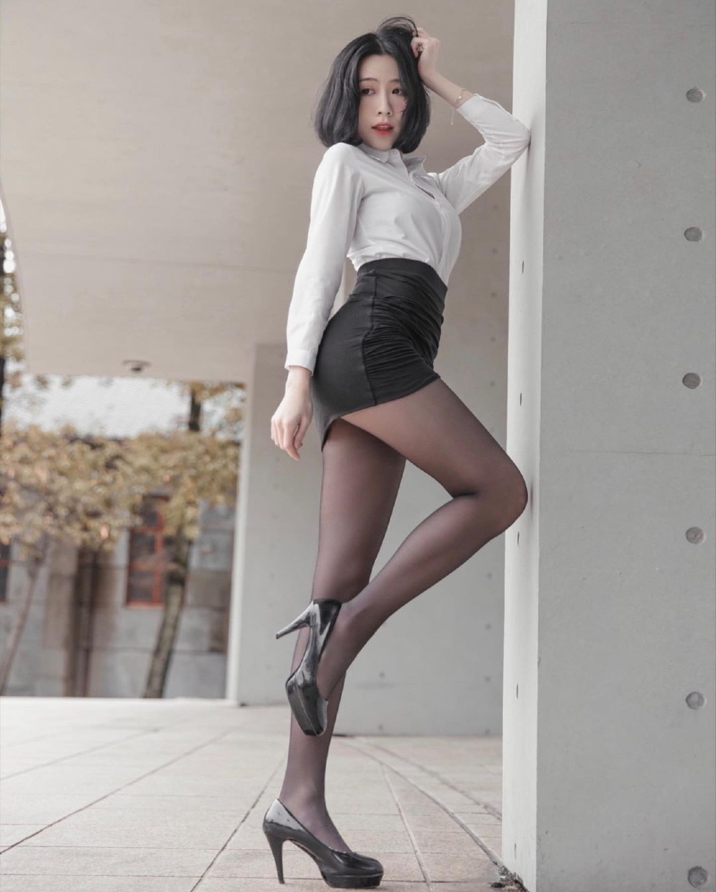 꼭 그렇게 다 가져가야만 속이 후련했냐!! 다리 하나!!