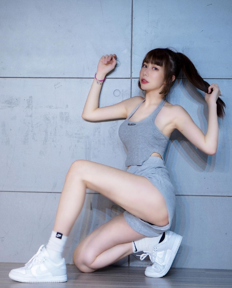꼭 그렇게 다 가져가야만 속이 후련했냐!! 다리 하나!!
