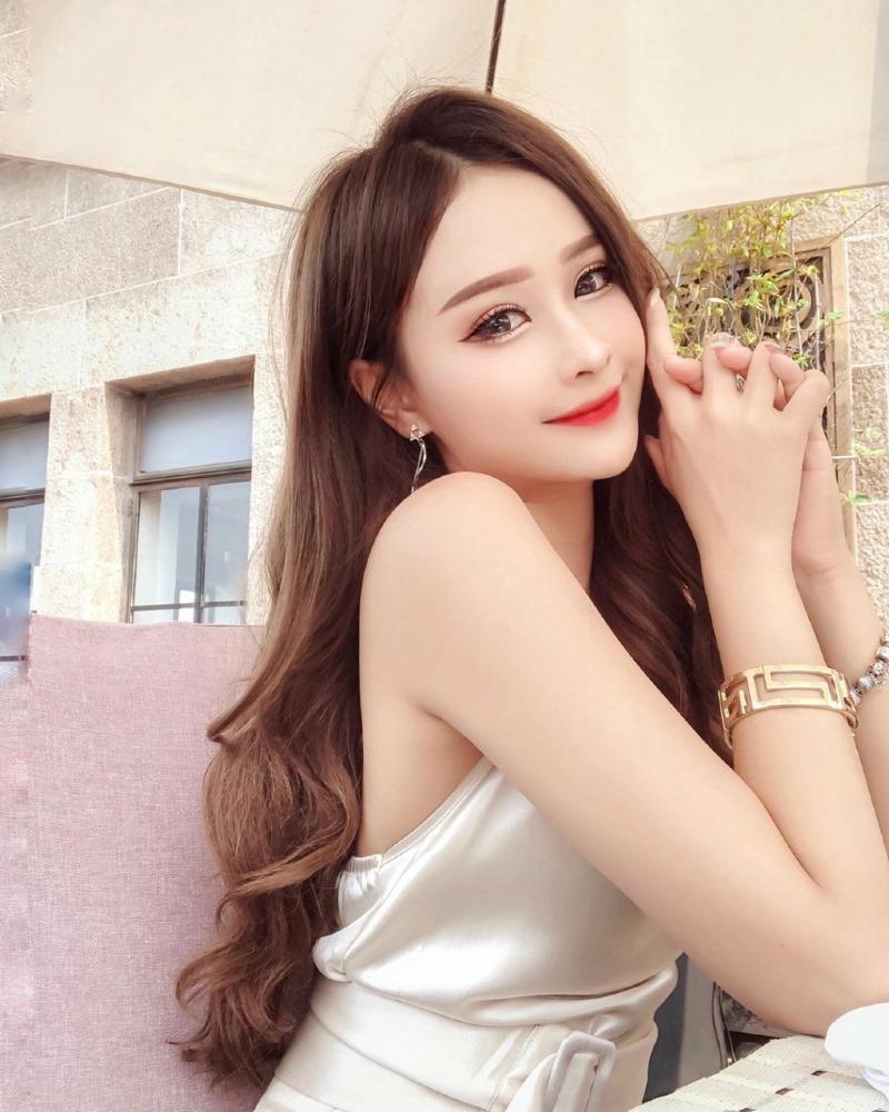 
♬ 똥꼬발랄
