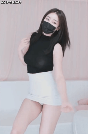 
흰치마 누나
