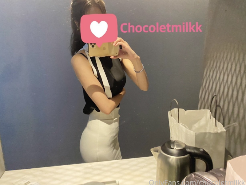 
사장님 기다리는 경리
