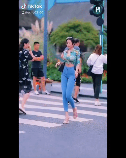 
잘 나가는 중국 틱톡 모델 4탄
