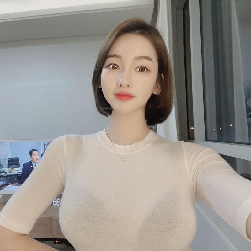 
글래머 모델 진블링
