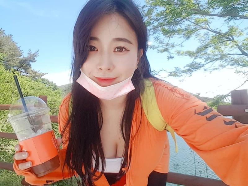 
육덕 I컵 덩실덩실
