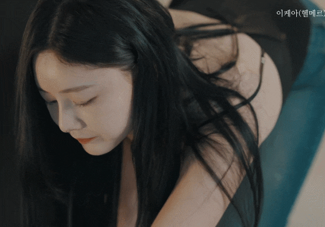 
가구 조립하다가
