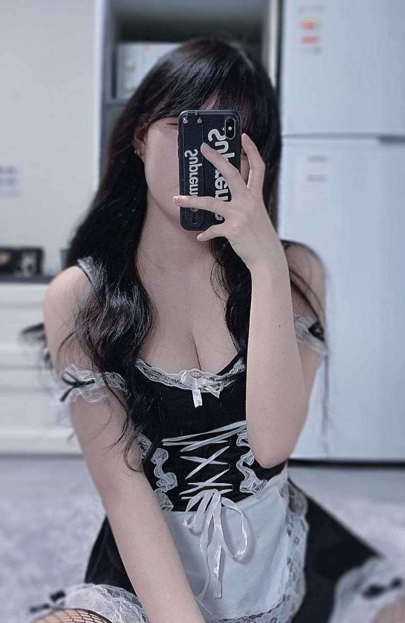 
코스프레의 정점 메이드복
