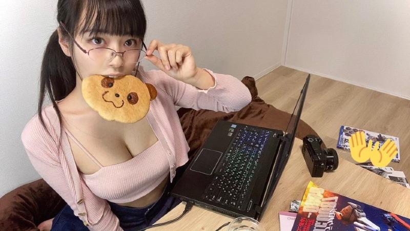 
풍만한 매력
