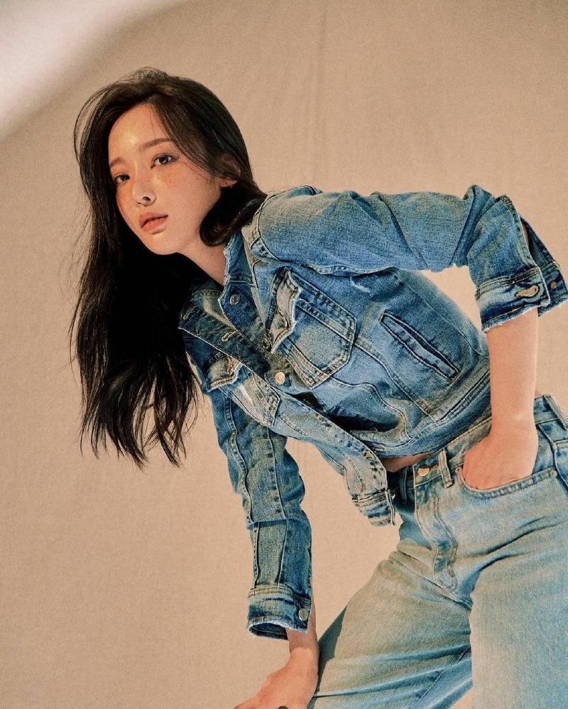 
ㅇㅎㅂ) 모델 최은경
