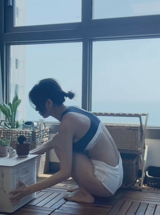 
ㅇㅎ] 이사짐 정리하는 ㅊㅈ
