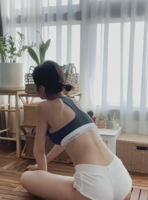 
ㅇㅎ] 이사짐 정리하는 ㅊㅈ
