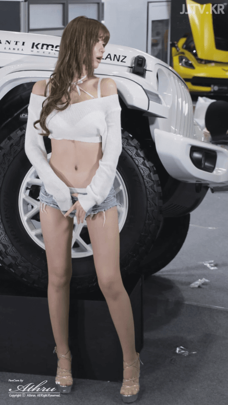 
레이싱 모델 민한나

