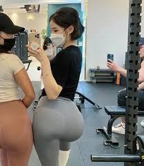 
헬스녀뒷태3
