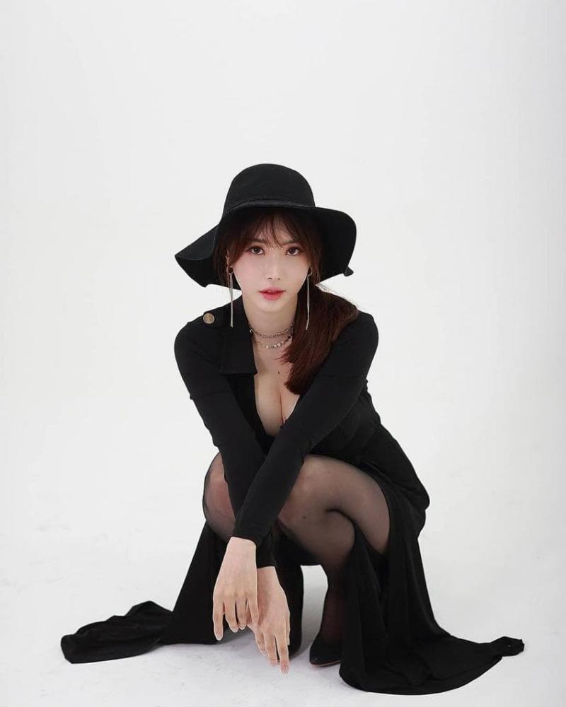 
모델

