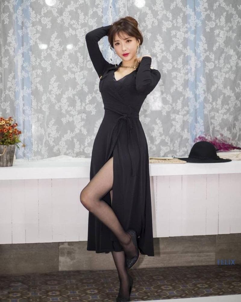 
모델
