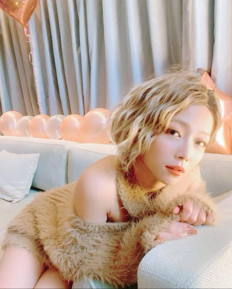 
사쿠라 마나
